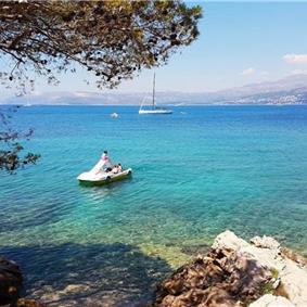 9 Bedroom Villa with Pool and Sea Views in Cavtat, sleeps 18